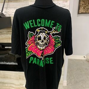 Men’s XL Welcome To Paradise Classic Black Tee. (397)